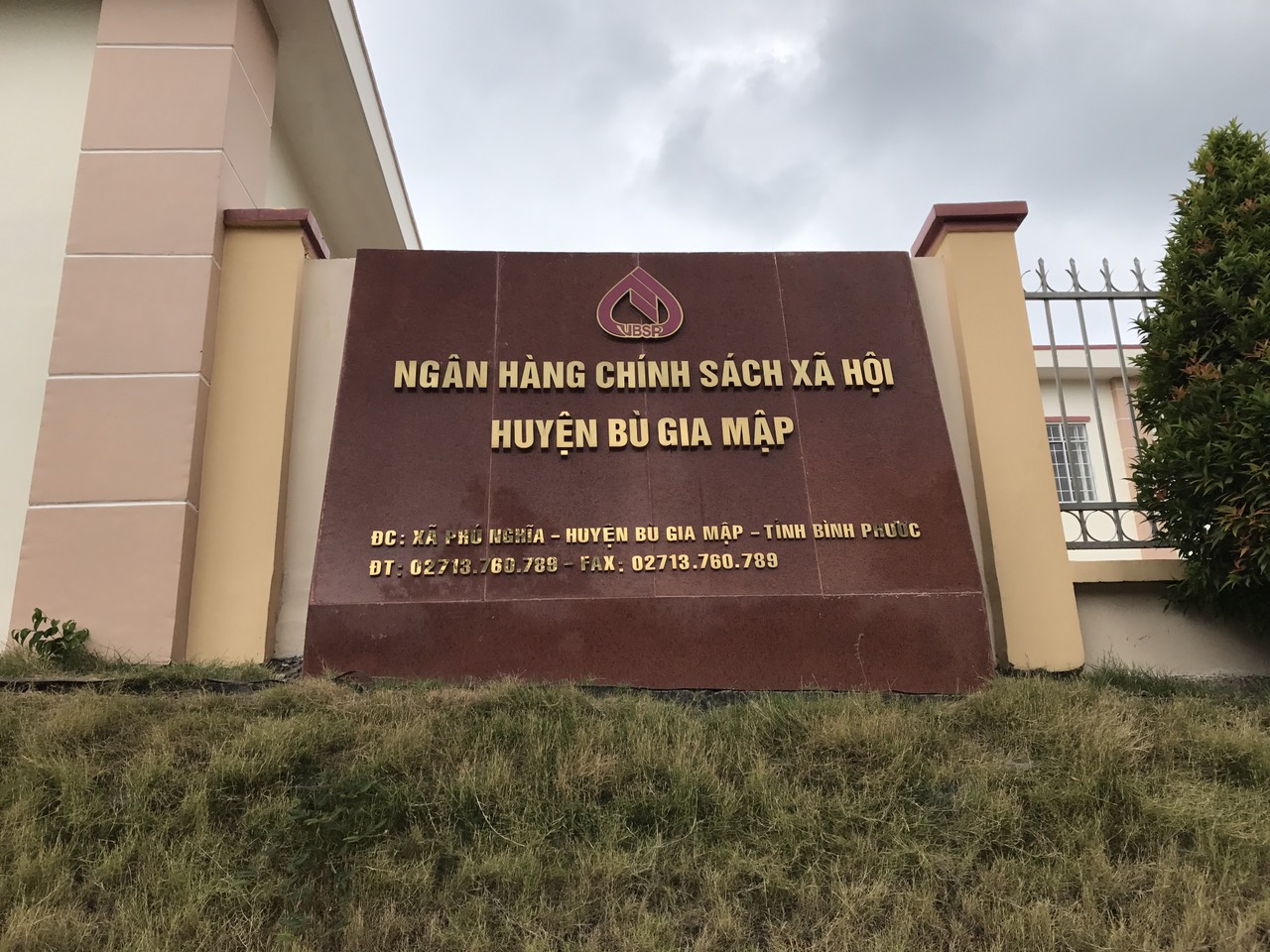 Từ ngày 27/04/2020 miễn, giảm phí chuyển tiền tại  hệ thống Ngân hàng chính sách xã hội