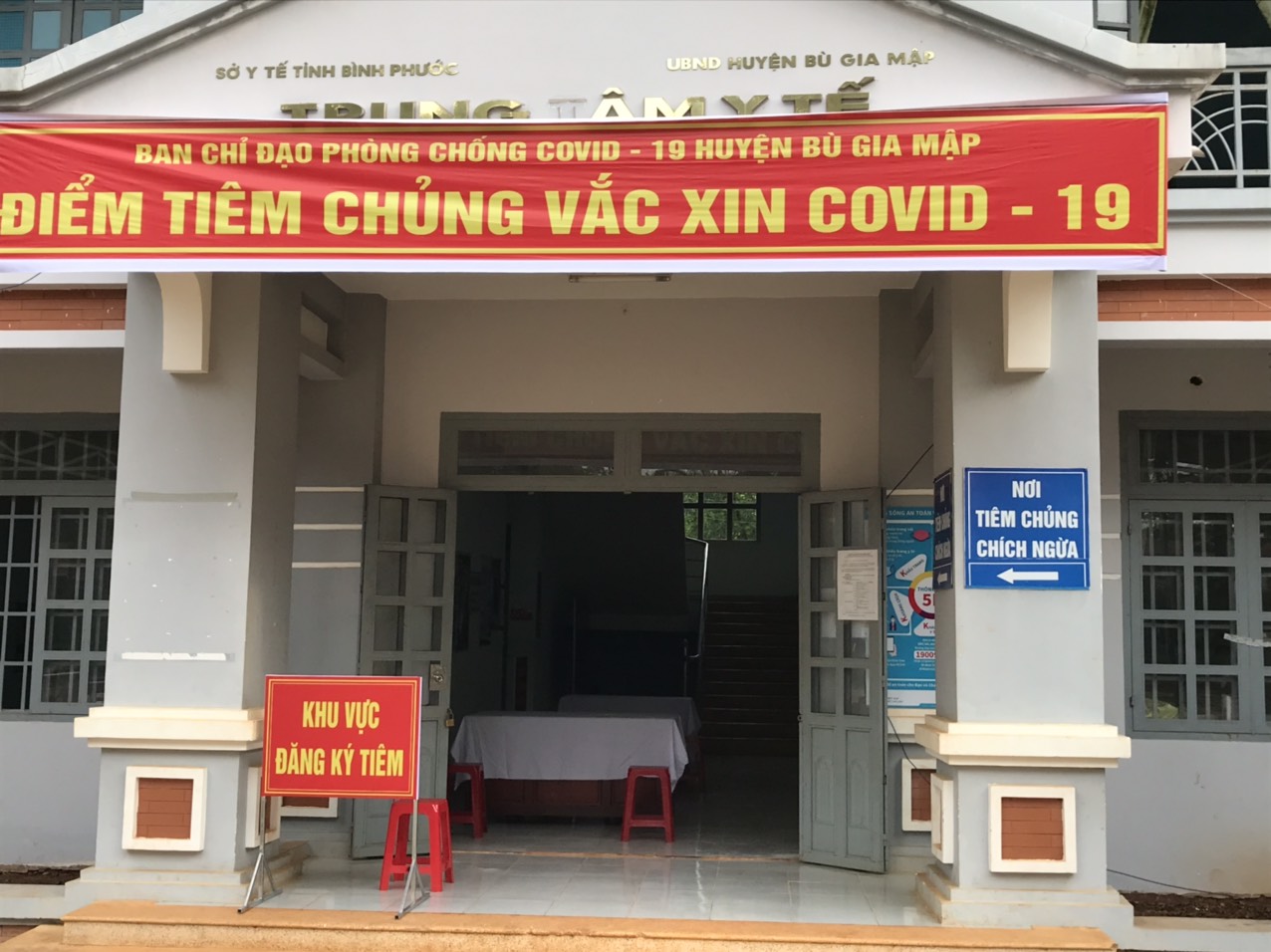 Bù Gia Mập triển khai tiêm vacxin covid – 19 cho nhóm đối tượng ưu tiên theo Nghị quyết số 21/NQ-CP đợt 1 – năm 2021